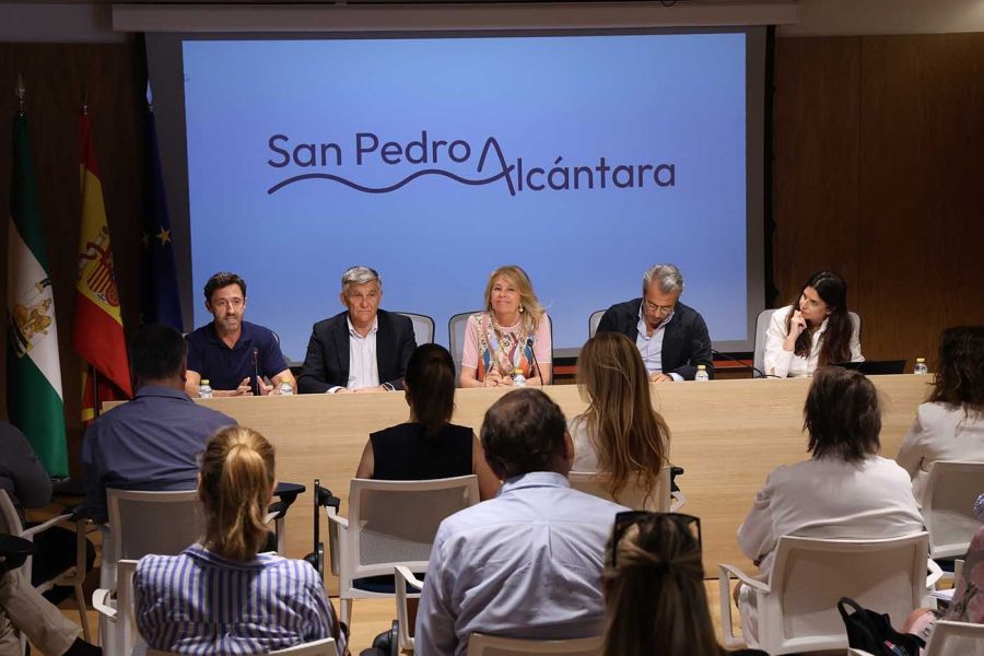 Imagen de la noticia El Ayuntamiento inicia con los empresarios del po…