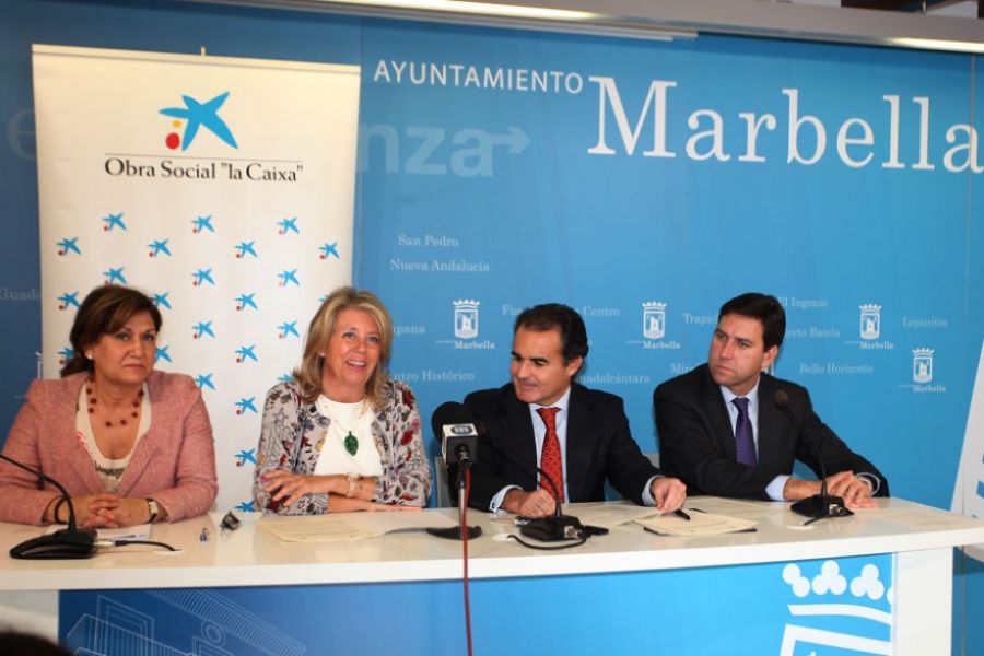 Imagen de la noticia El Ayuntamiento firma un convenio con la Obra Soc…