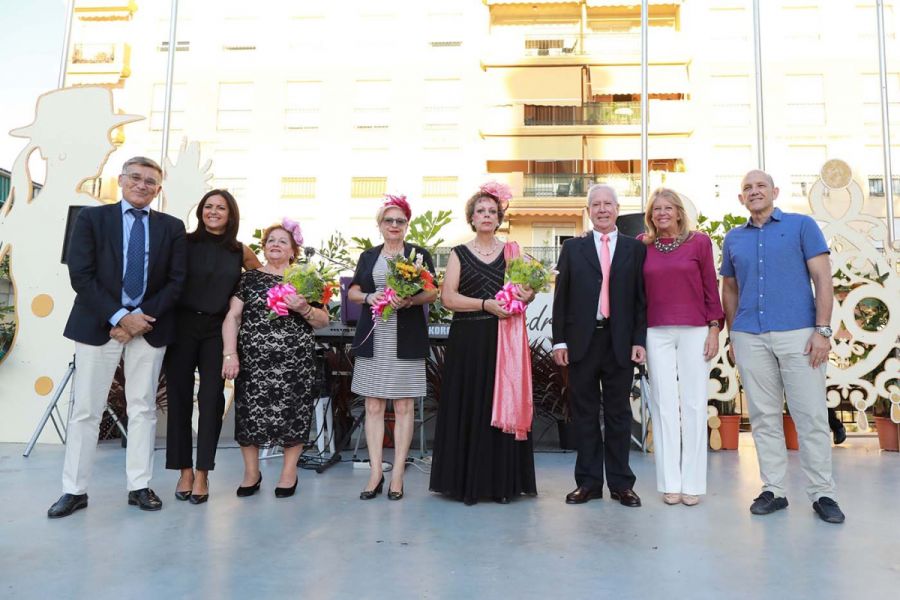 Imagen de la noticia La alcaldesa asiste a la Fiesta Día del Mayor de…