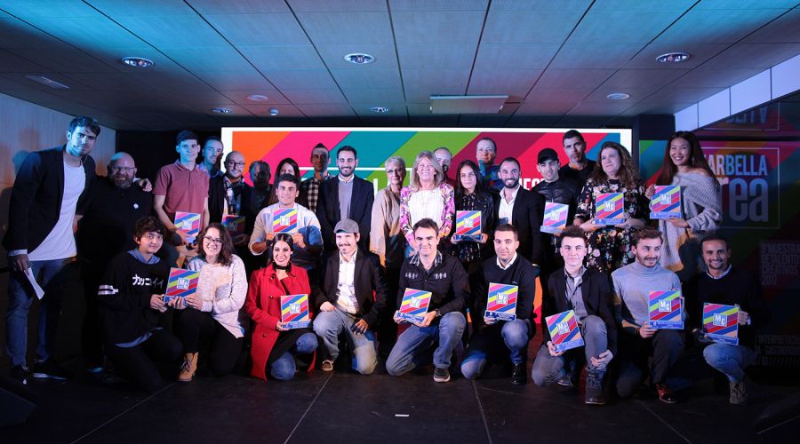 La alcaldesa destaca el “gran talento joven que hay en la ciudad” durante la celebración de la Gala Marbella Crea 2017