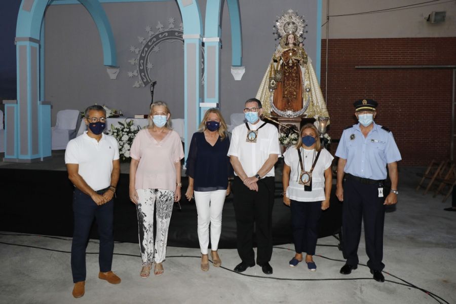 Imagen de la noticia La alcaldesa asiste a la Misa en honor a la Virge…