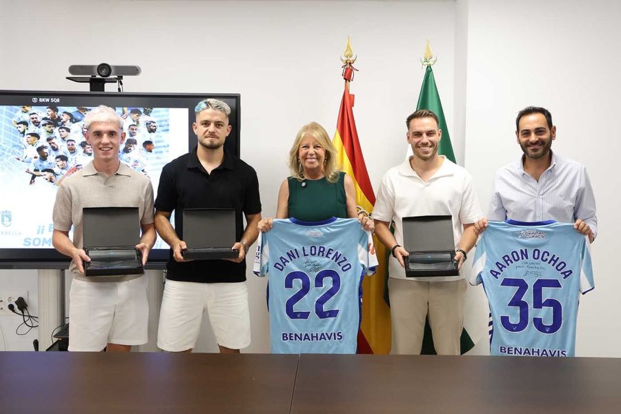 Imagen de la noticia La alcaldesa destaca los éxitos de los deportista…