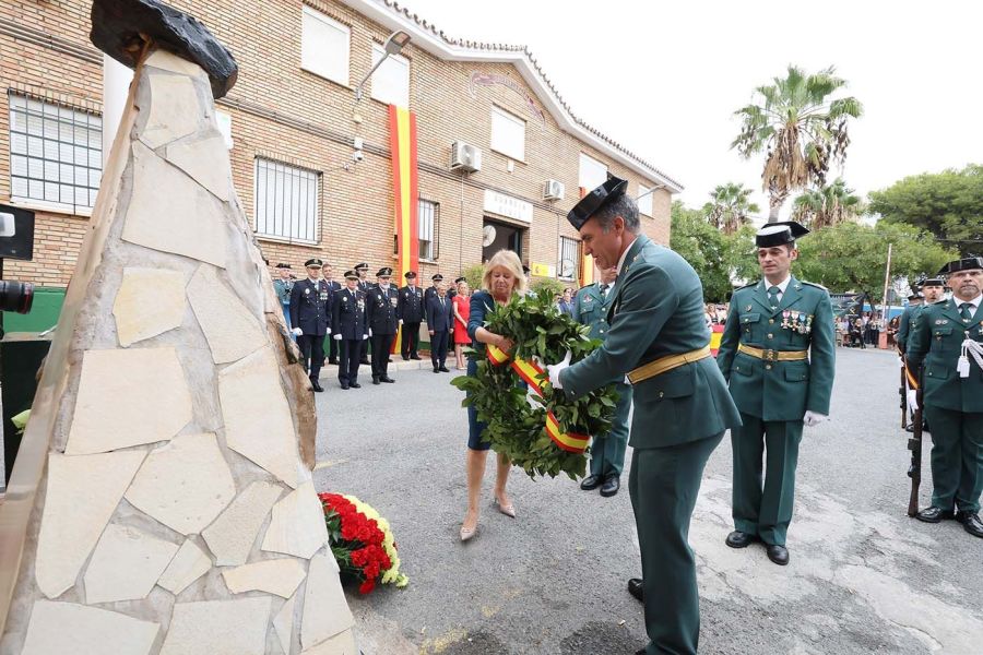 Imagen de la noticia La alcaldesa destaca la “vocación de servicio y c…