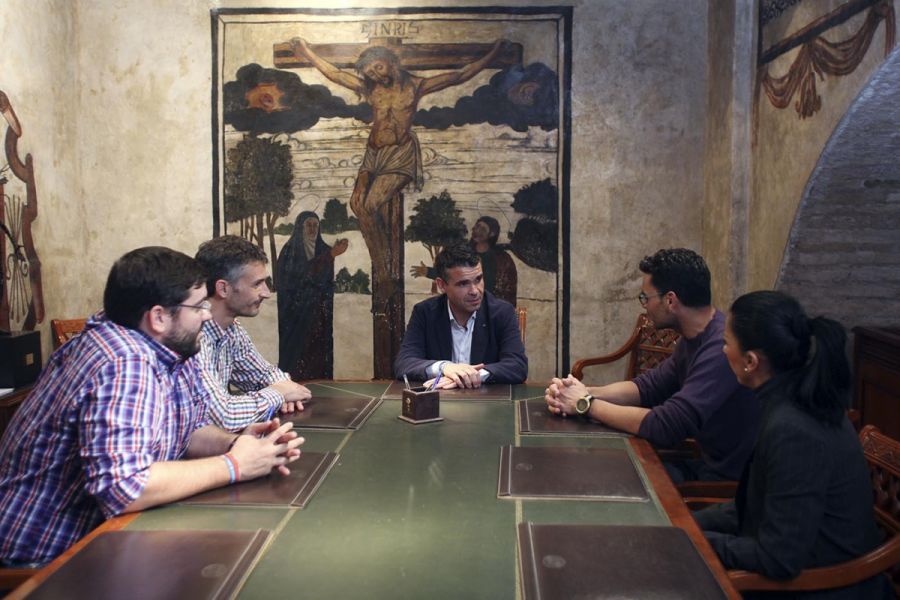 Imagen de la noticia El regidor ha mantenido un encuentro en el Ayunta…