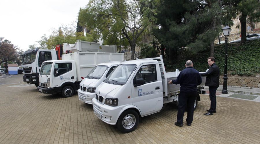 El Ayuntamiento refuerza la flota municipal de limpieza con cuatro nuevos vehículos para ampliar y potenciar el servicio prestado