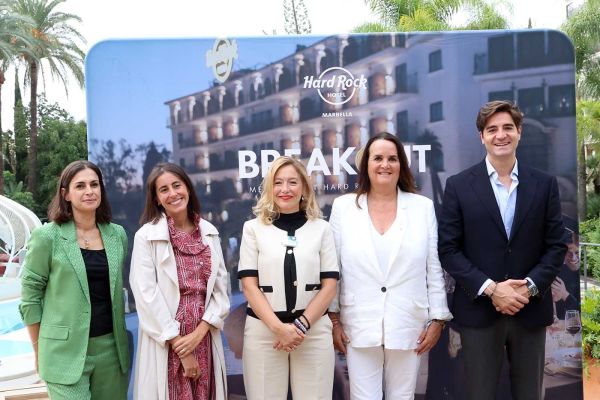 El Ayuntamiento respalda la labor de Sinergias Club Internacional, que celebrará su gala solidaria el 16 de octubre y reconocerá el liderazgo y el compromiso social de empresarios y entidades