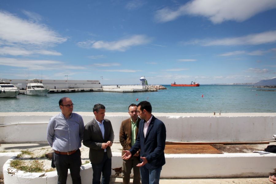 Imagen de la noticia El Ayuntamiento acomete el dragado de la bocana d…