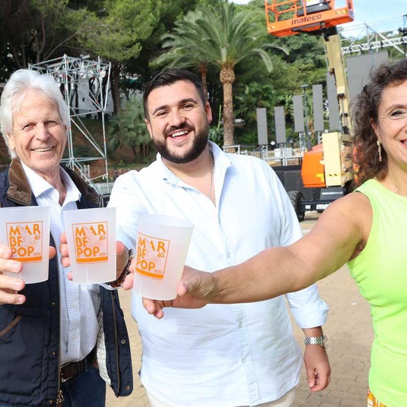 El Festival Marbepop, que conmemora mañana su 40 aniversario, destinará los fondos recaudados con sus ecovasos solidarios a la Asociación Triple A