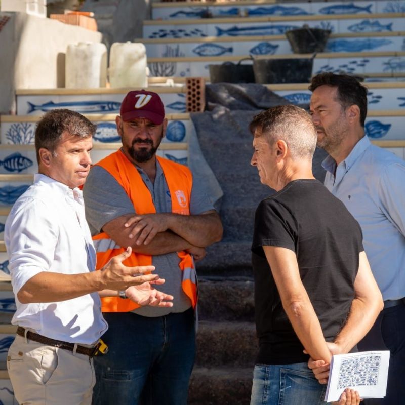 El Ayuntamiento trabaja en la renovación del acceso al Paseo Marítimo desde la calle Velázquez con una actuación inspirada en el mar