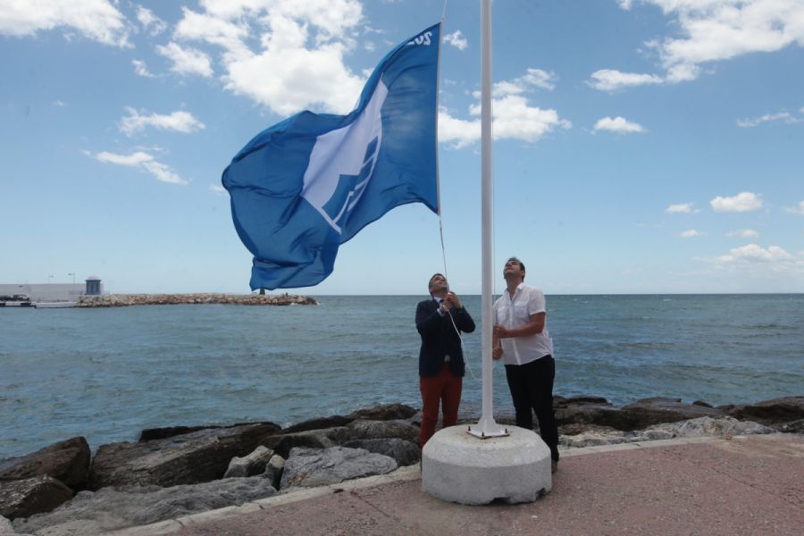 Imagen de la noticia Marbella luce sus banderas azules en cinco playas…