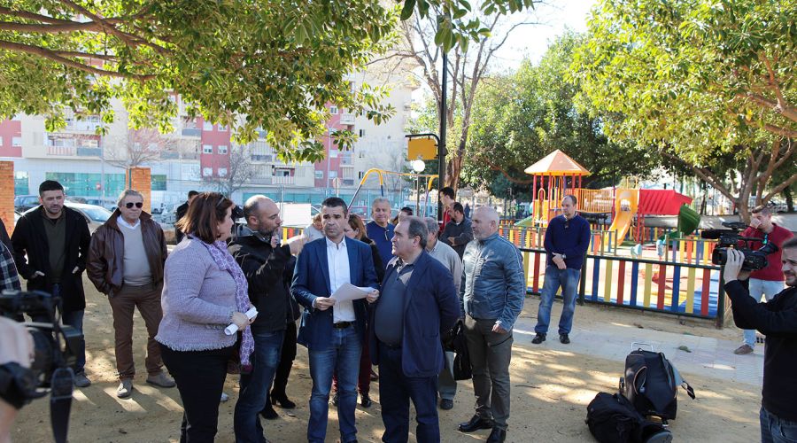 El Ayuntamiento modernizará el parque de la barriada Plaza de Toros con una completa actuación que incluirá la incorporación de juegos acuáticos dentro de una iniciativa pionera en la Costa del Sol