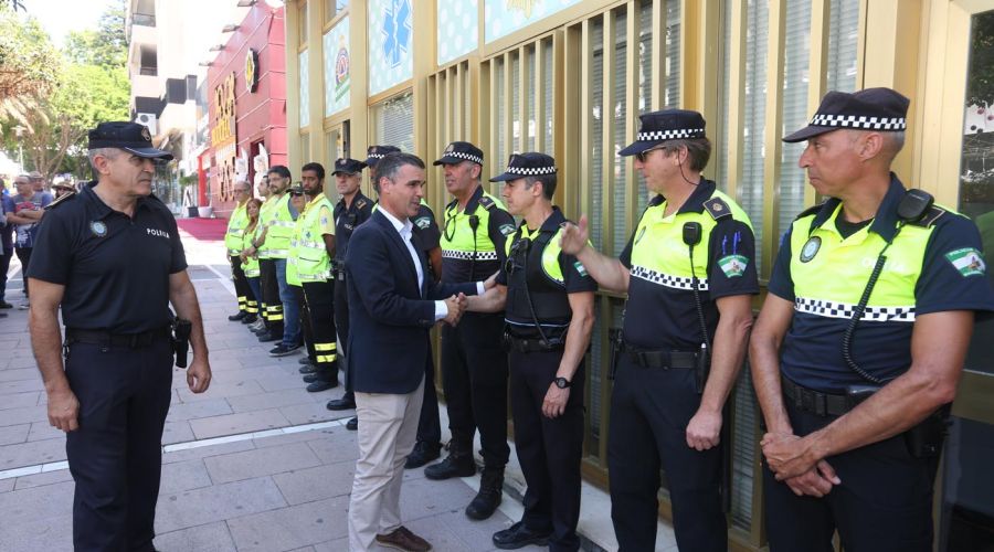 Arranca la Feria de Día en el Paseo de la Alameda y la avenida del Mar