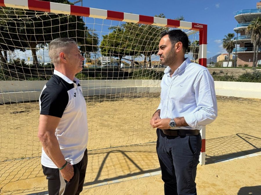 Imagen de la noticia El Ayuntamiento muestra su apoyo al Club Deportiv…