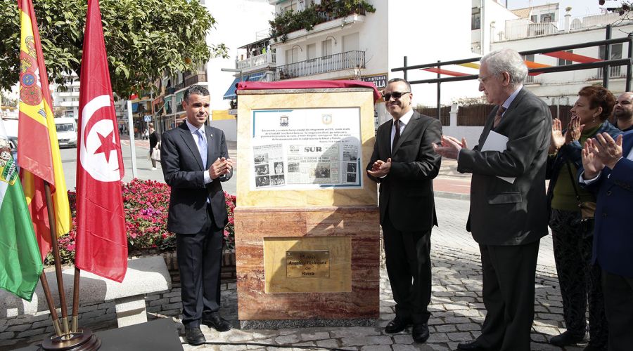 El alcalde y el embajador de Túnez inauguran la remodelación de la Avenida Nabeul con un acto de conmemoración del hermanamiento entre Marbella y la ciudad tunecina en 1968