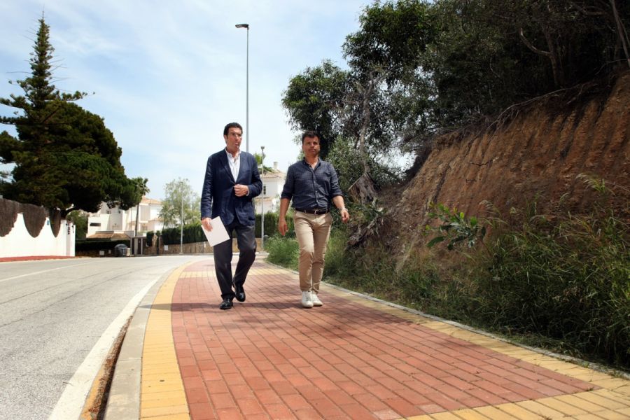 Imagen de la noticia El Ayuntamiento dota a la avenida Alcudia de Las…