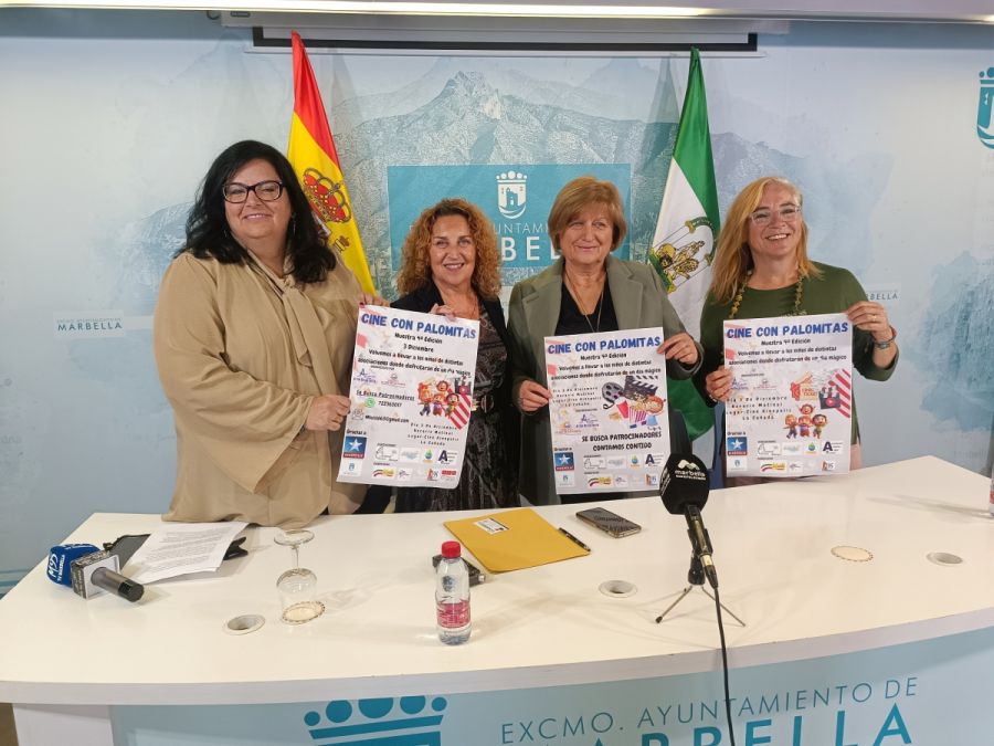 Imagen de la noticia Un centenar de niños de asociaciones locales disf…