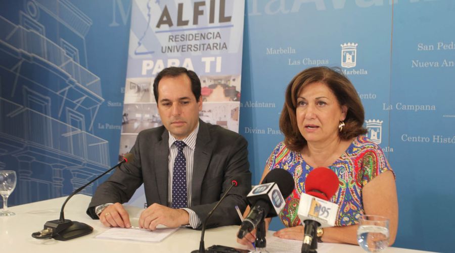 El Ayuntamiento apoya un año más la labor social del Grupo Alfil gracias al otorgamiento de 30 nuevas becas de alojamiento a universitarios de Marbella
