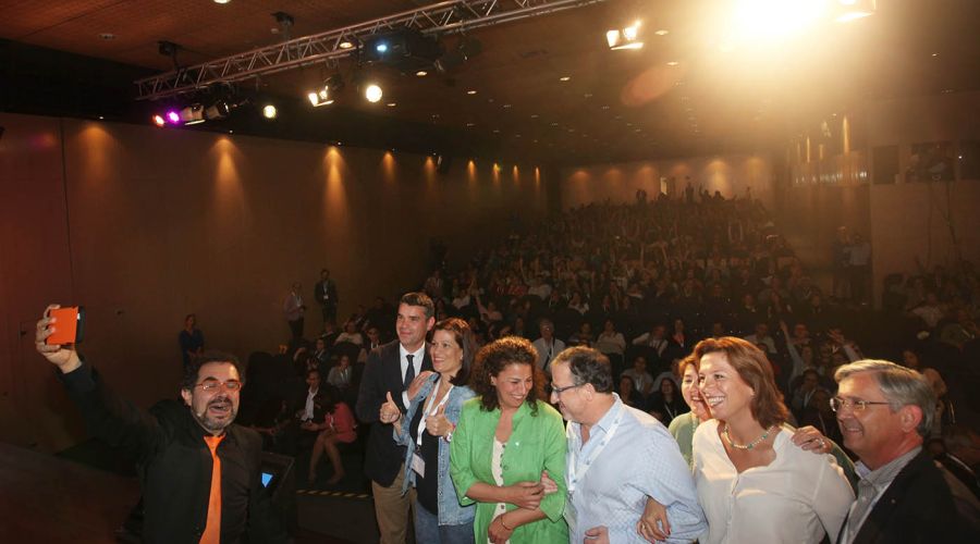 El alcalde asiste al Encuentro Anual de Voluntariado Digital que cuenta con la participación de 400 asistentes
