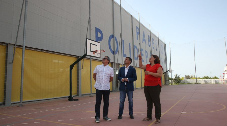 El Ayuntamiento recupera la pista exterior del Pabellón ‘Carlos Cabezas’ para la práctica deportiva