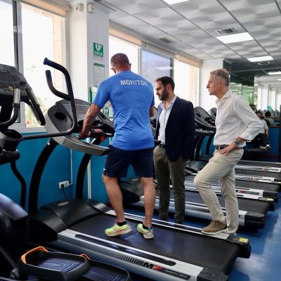 Marbella renueva el equipamiento cardiovascular del gimnasio municipal Rafael Vera con diez nuevas máquinas de última generación