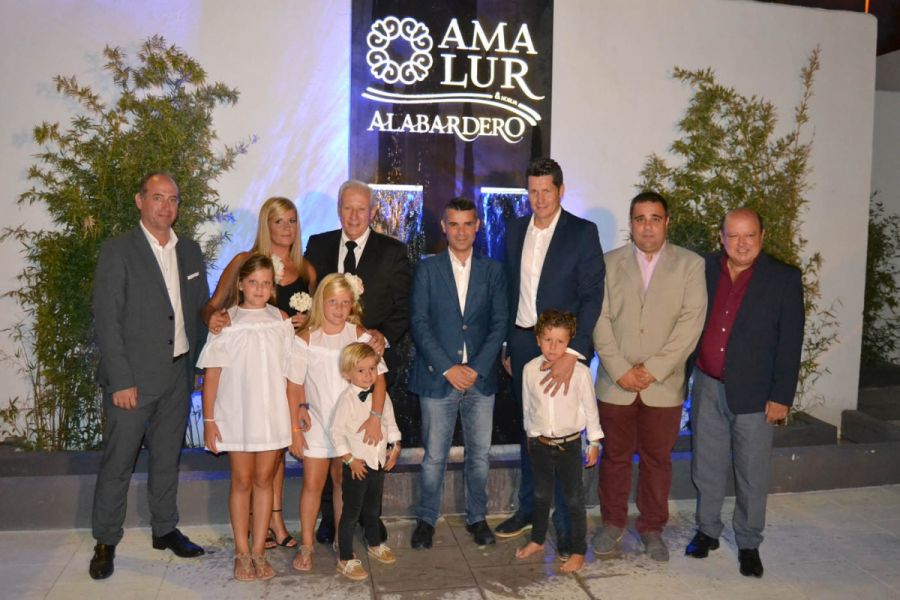 Imagen de la noticia El alcalde asiste a la inauguración de la Finca A…