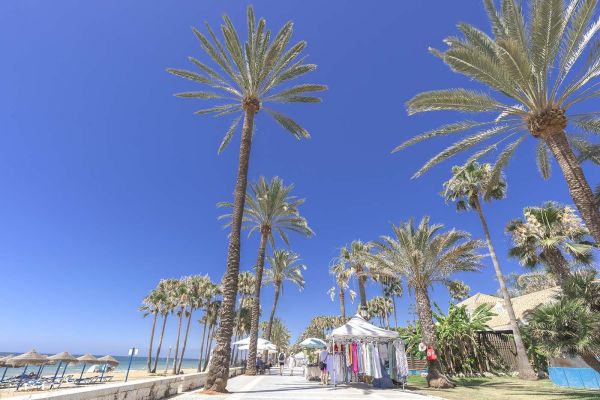 Marbella alcanza en agosto los 5.688 trabajadores hoteleros, un 28,3% más que en 2025, y eleva la ocupación al 84,6%
