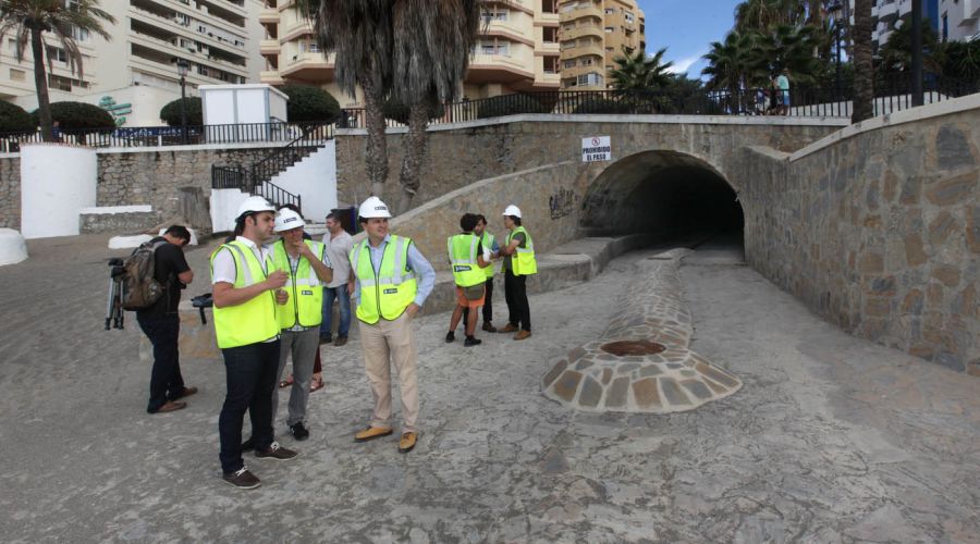 El Ayuntamiento planificará una actuación integral en Arroyo de la Represa