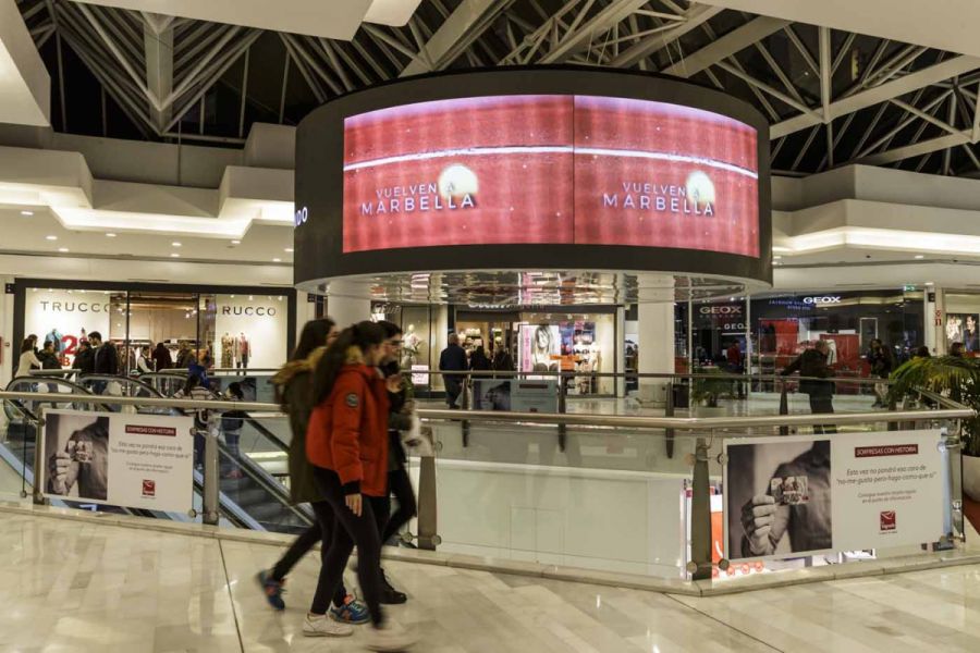 Imagen de la noticia El Ayuntamiento promociona la Copa Davis en 125 c…