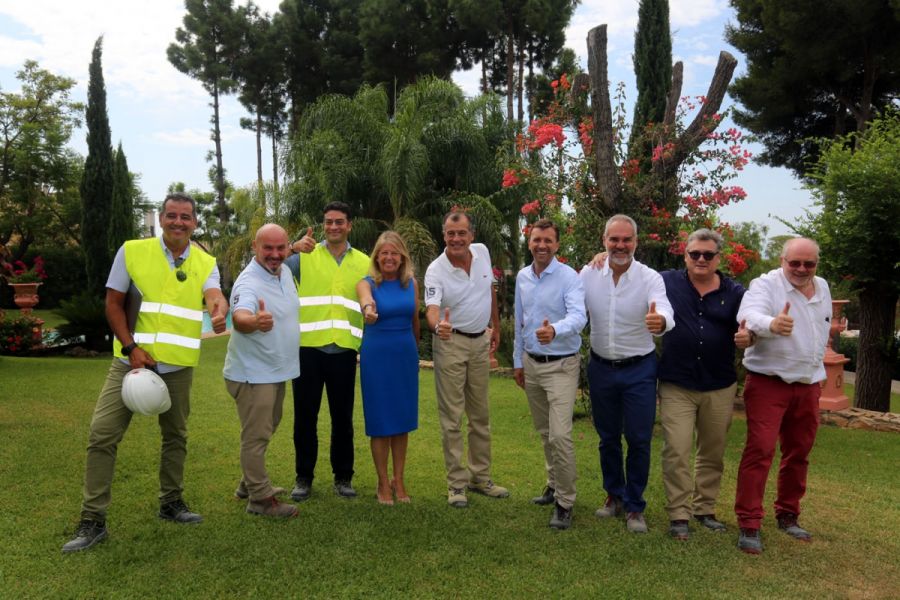 Imagen de la noticia La alcaldesa visita las obras del futuro hotel de…