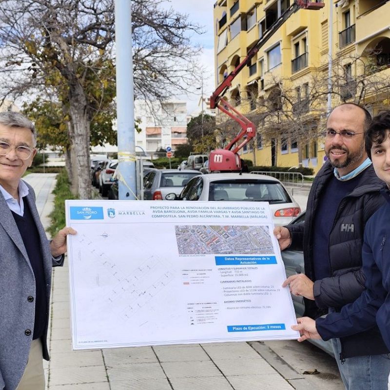 El Ayuntamiento mejora la eficiencia energética en la zona sur de San Pedro Alcántara con la renovación de medio centenar de luminarias en tres avenidas