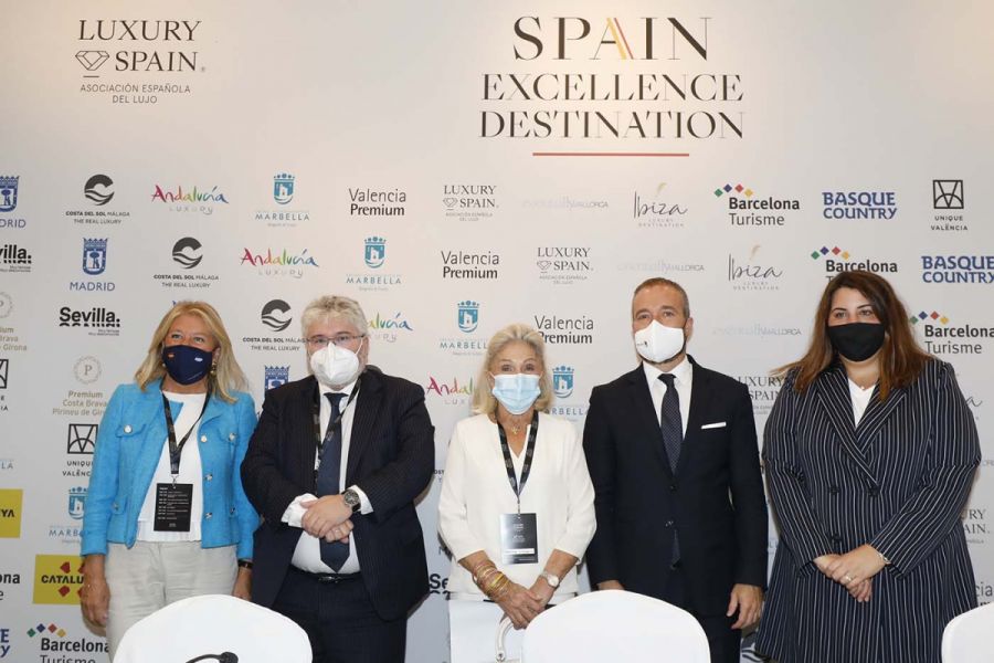 Imagen de la noticia La alcaldesa apuesta por “unir fuerzas para salir…