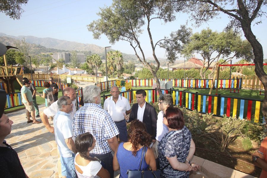 Imagen de la noticia El Ayuntamiento inaugura el Parque María Auxiliad…