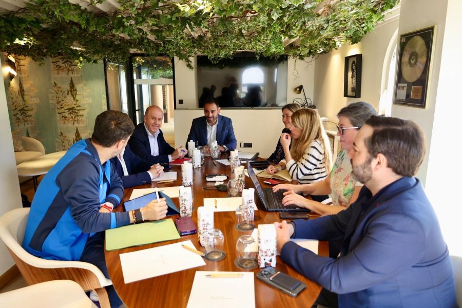 Imagen de la noticia La Federación Internacional de Tenis confirma a M…