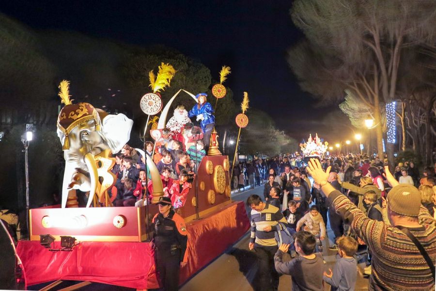 Imagen de la noticia Las Chapas dio la bienvenida a los Reyes Magos co…