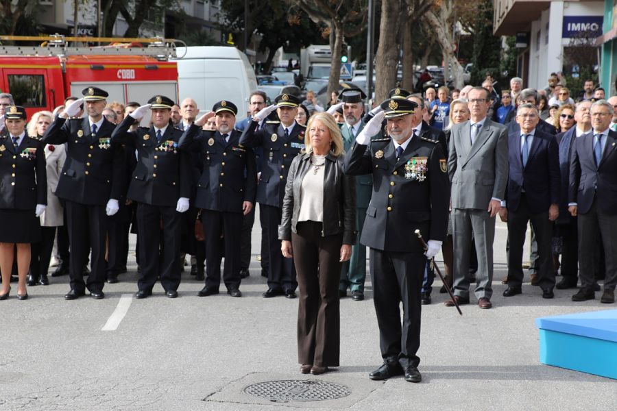 Imagen de la noticia La alcaldesa respalda a la Policía Nacional en la…