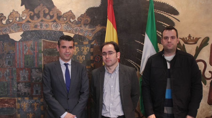 El Ayuntamiento de Marbella renueva el convenio anual con Cáritas dotado de 30.000 euros para contribuir a su labor social