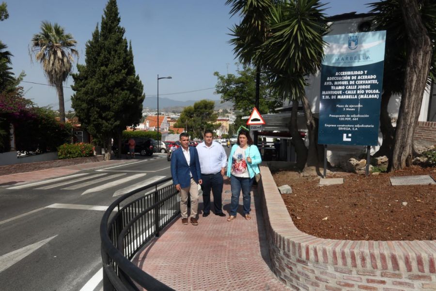 Imagen de la noticia La avenida Miguel de Cervantes de Nueva Andalucía…