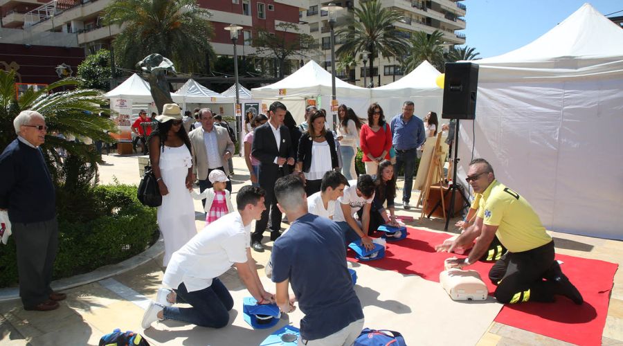 La Feria Social de Marbella celebra hoy una nueva edición en la Avenida del Mar con la participación de 40 asociaciones y la visita de 500 alumnos