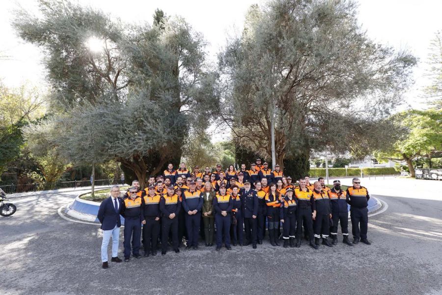 Imagen de la noticia La alcaldesa destaca “la labor de servicio y prof…