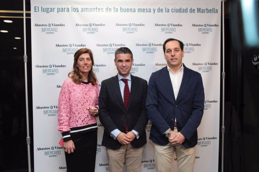 Imagen de la noticia El alcalde asiste a la inauguración del Mercado G…