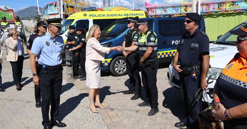 La alcaldesa anima en San Pedro Alcántara a disfrutar de una Feria “para toda la familia” y destaca el dispositivo de seguridad