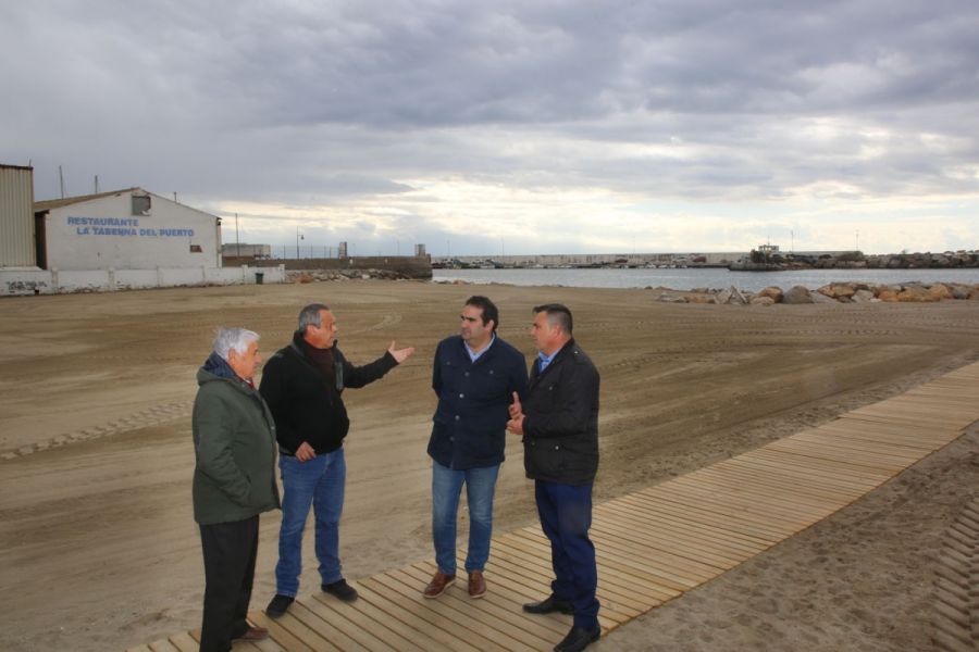 Imagen de la noticia El Ayuntamiento y el sector pesquero reclaman a l…