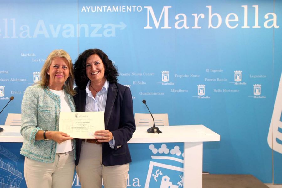 Imagen de la noticia La alcaldesa entrega los diplomas del curso ‘Crea…