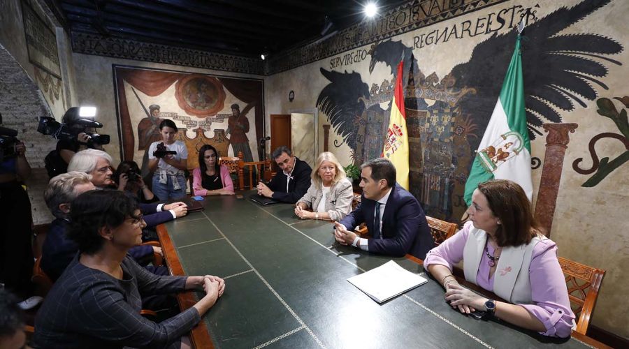La alcaldesa destaca el compromiso de la Junta para impulsar el futuro Palacio de la Justicia de Marbella, al que el Gobierno andaluz destinará recursos económicos en los presupuestos de 2023