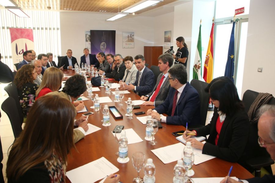 Imagen de la noticia El Ayuntamiento informa al Foro de Innovación y P…