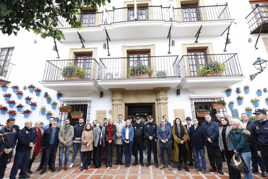 Imagen de la noticia Marbella muestra con un minuto de silencio “su so…
