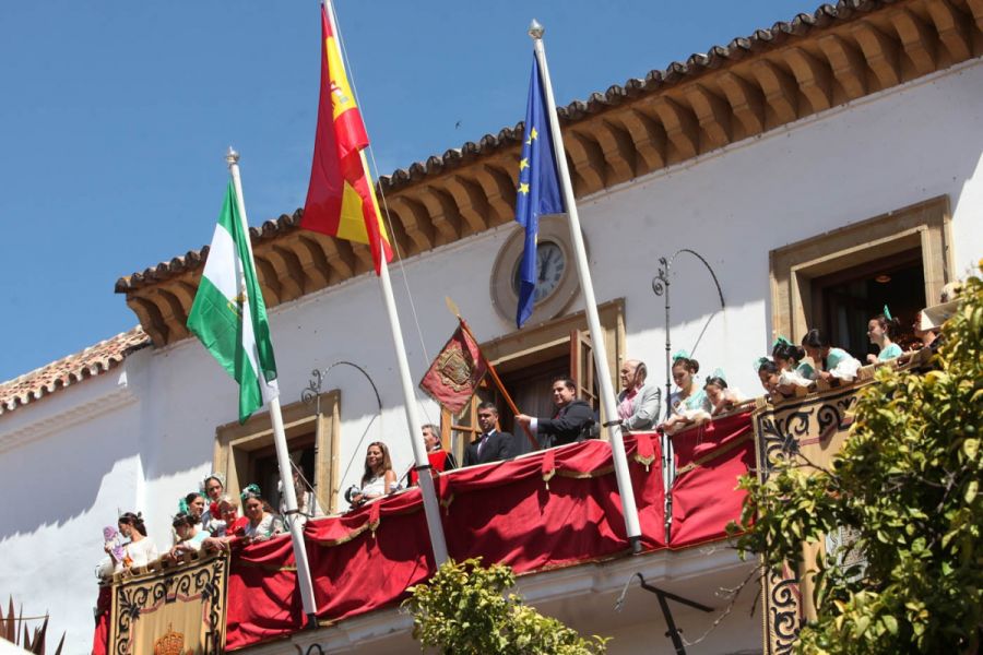 Imagen de la noticia El balcón del Ayuntamiento ya luce el Pendón de M…