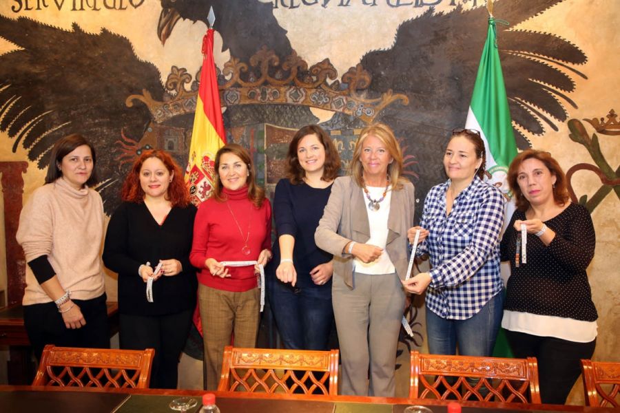 Imagen de la noticia El Ayuntamiento respalda la campaña de la asociac…