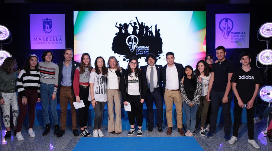 Más de 200 estudiantes celebran en Marbella el Día Europeo de la Información Juvenil