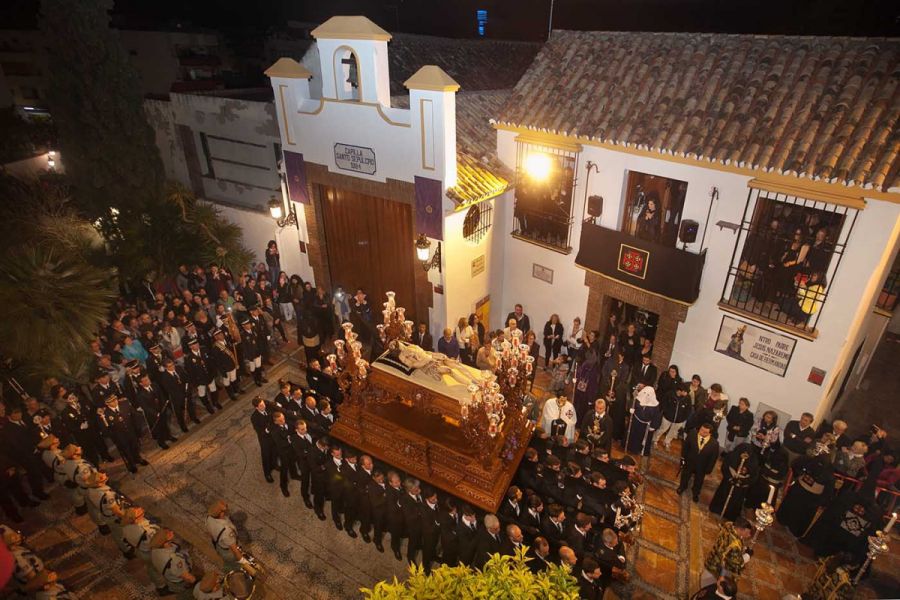 Imagen de la noticia El Cristo Yacente y La Soledad protagonizan el Vi…